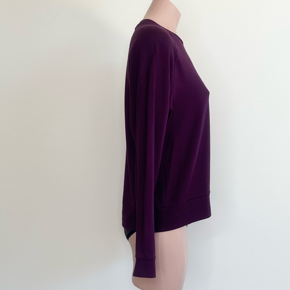 Beyond Yoga Raglan Crew Fleece Pullover in Fig Heather - Picture 8 of 10